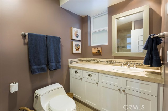 125 4th Street, Hermosa Beach, California 90254, 4 Bedrooms Bedrooms, ,3 BathroomsBathrooms,Residential,Sold,4th,SB18054270