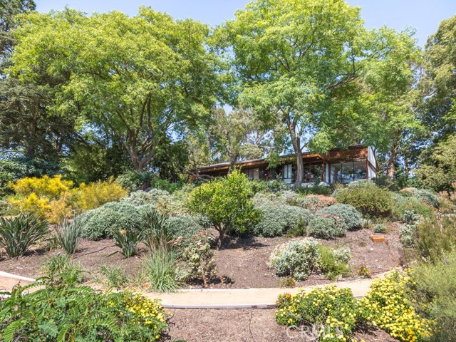 7 Cinchring Road, Rolling Hills, California 90274, 2 Bedrooms Bedrooms, ,3 BathroomsBathrooms,Residential,Sold,Cinchring,PV19220460