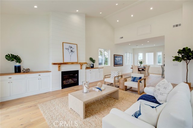 124 Guadalupe Avenue, Redondo Beach, California 90277, 3 Bedrooms Bedrooms, ,2 BathroomsBathrooms,Residential,Sold,Guadalupe,SB19041183