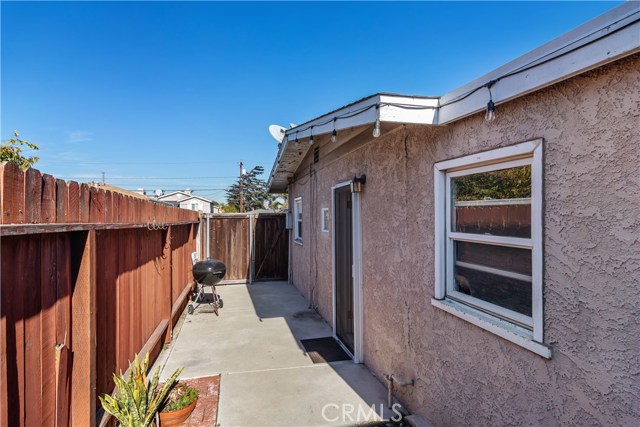 2012 Plant Avenue, Redondo Beach, California 90278, ,Residential Income,Sold,Plant,SB20003500