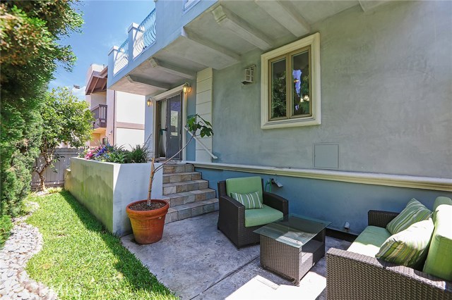 607 Guadalupe Avenue, Redondo Beach, California 90277, 4 Bedrooms Bedrooms, ,4 BathroomsBathrooms,Residential,Sold,Guadalupe,SB19155656