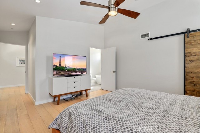 720 Rosecrans Avenue, Manhattan Beach, California 90266, 4 Bedrooms Bedrooms, ,3 BathroomsBathrooms,Residential,Sold,Rosecrans,PW21110961