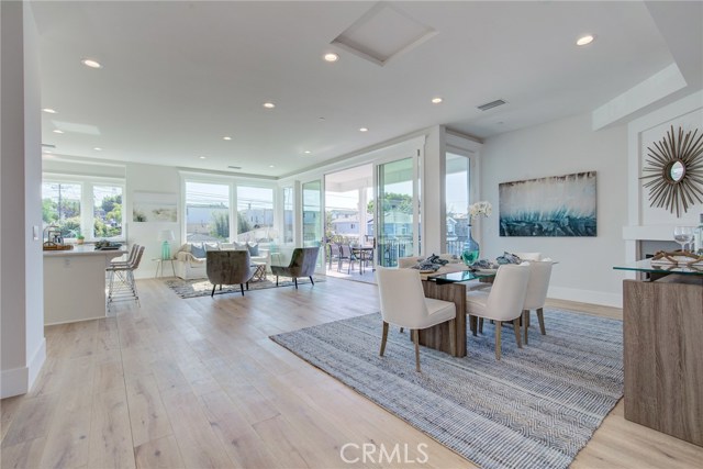 1037 2nd Street, Hermosa Beach, California 90254, 4 Bedrooms Bedrooms, ,3 BathroomsBathrooms,Residential,Sold,2nd,SB19264836