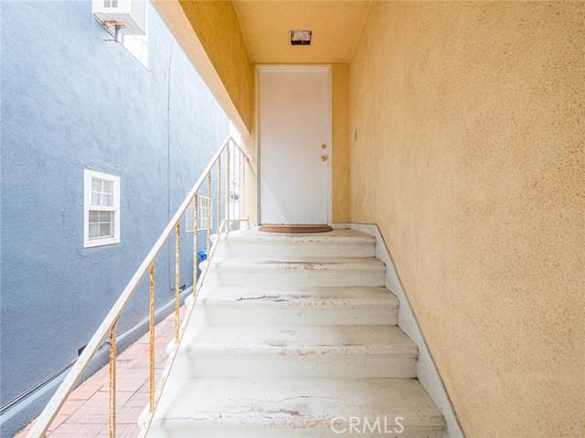 1002 3rd Street, Hermosa Beach, California 90254, 3 Bedrooms Bedrooms, ,2 BathroomsBathrooms,Residential,Sold,3rd,SB21012188