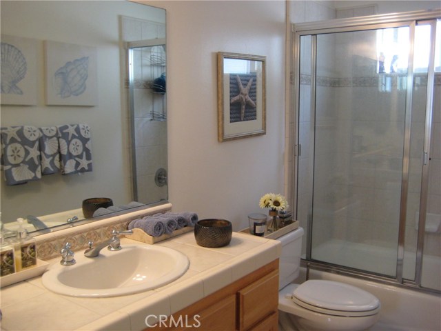 2207 Voorhees Avenue, Redondo Beach, California 90278, 4 Bedrooms Bedrooms, ,2 BathroomsBathrooms,Residential,Sold,Voorhees,SB17062851