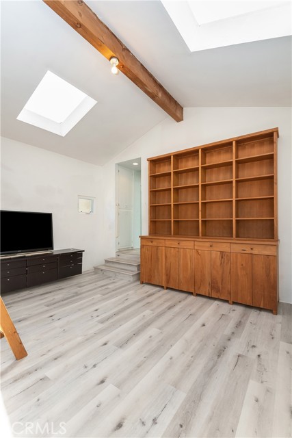 571 33rd Street, Manhattan Beach, California 90266, 2 Bedrooms Bedrooms, ,2 BathroomsBathrooms,Residential,Sold,33rd,SB21059997