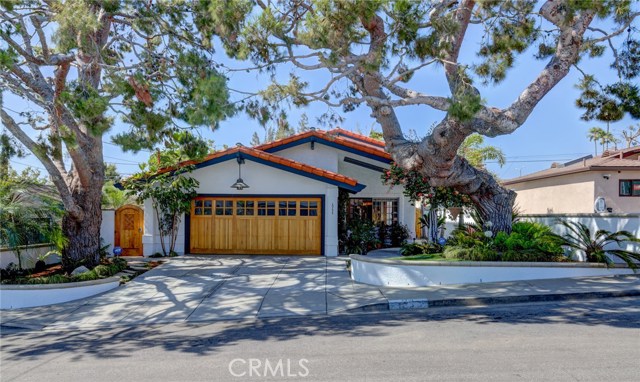 1711 11th Street, Manhattan Beach, California 90266, 4 Bedrooms Bedrooms, ,3 BathroomsBathrooms,Residential,Sold,11th,SB20129333