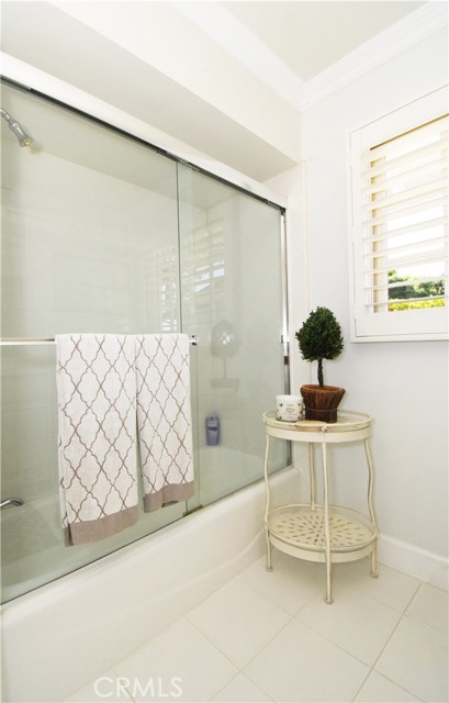 32 Harbor Sight Drive, Rolling Hills Estates, California 90274, 6 Bedrooms Bedrooms, ,2 BathroomsBathrooms,Residential,Sold,Harbor Sight,PV20212082