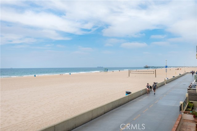 3330 The Strand, Hermosa Beach, California 90254, 5 Bedrooms Bedrooms, ,5 BathroomsBathrooms,Residential,Sold,The Strand,SB18221247