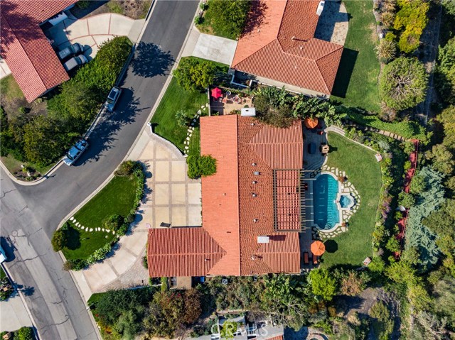 2027 Via Visalia, Palos Verdes Estates, California 90274, 4 Bedrooms Bedrooms, ,3 BathroomsBathrooms,Residential,Sold,Via Visalia,SB20227439