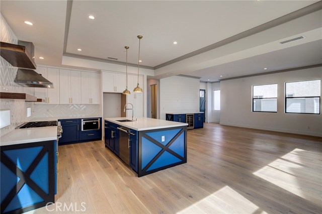 1712 Harriman Lane, Redondo Beach, California 90278, 4 Bedrooms Bedrooms, ,4 BathroomsBathrooms,Residential,Sold,Harriman,PV18244514