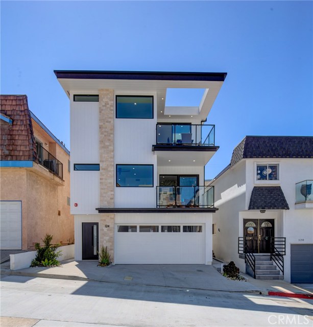 124 39th Street, Manhattan Beach, California 90266, 3 Bedrooms Bedrooms, ,2 BathroomsBathrooms,Residential,Sold,39th,SB20089804
