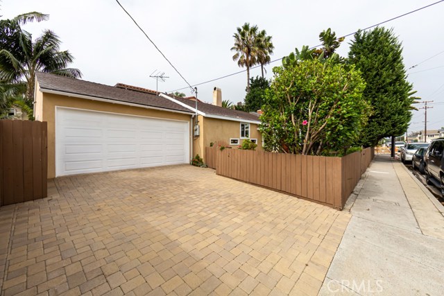 2022 Ernest Avenue, Redondo Beach, California 90278, 3 Bedrooms Bedrooms, ,1 BathroomBathrooms,Residential,Sold,Ernest,PW20211052