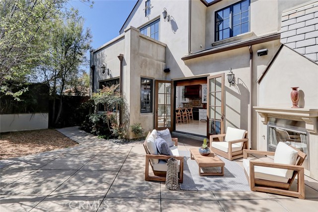 3212 Maple Avenue, Manhattan Beach, California 90266, 5 Bedrooms Bedrooms, ,2 BathroomsBathrooms,Residential,Sold,Maple,SB21060468