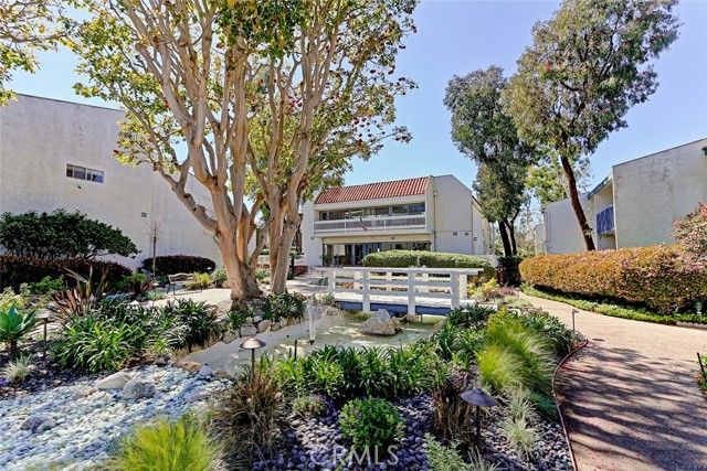 800 Camino Real, Redondo Beach, California 90277, 2 Bedrooms Bedrooms, ,2 BathroomsBathrooms,Residential,Sold,Camino Real,SB21118912