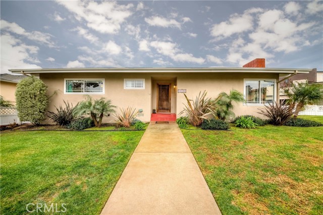 400 Avenue D Avenue, Redondo Beach, California 90277, 2 Bedrooms Bedrooms, ,1 BathroomBathrooms,Residential,Sold,Avenue D,SB19032912