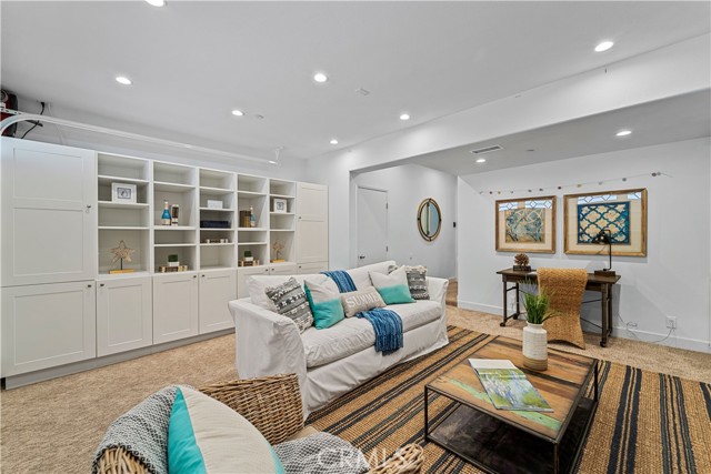 1621 Carver Street, Redondo Beach, California 90278, 3 Bedrooms Bedrooms, ,2 BathroomsBathrooms,Residential,Sold,Carver,SB21022183