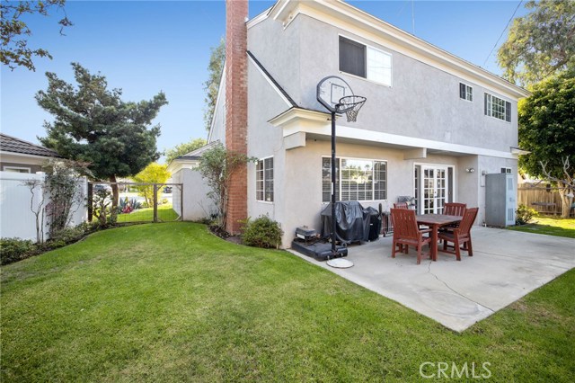 608 Faye Lane, Redondo Beach, California 90277, 4 Bedrooms Bedrooms, ,1 BathroomBathrooms,Residential,Sold,Faye,SB20214694