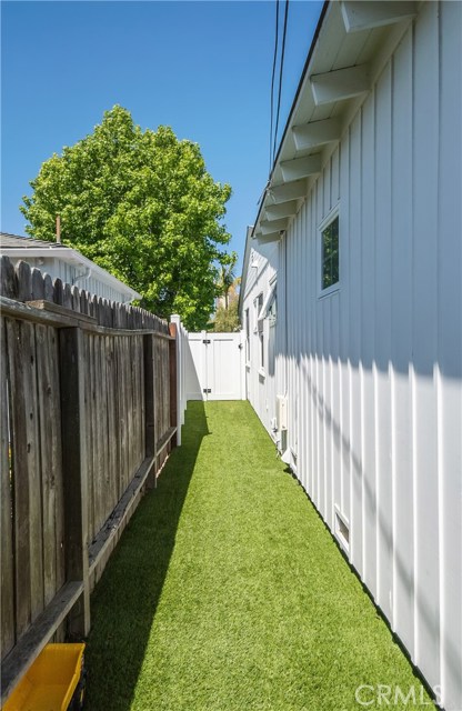 1200 Magnolia Avenue, Manhattan Beach, California 90266, 2 Bedrooms Bedrooms, ,1 BathroomBathrooms,Residential,Sold,Magnolia,SB20091640