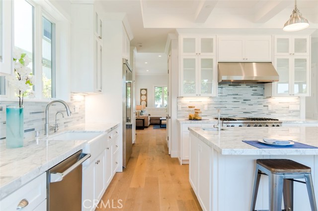 2200 Harkness Street, Manhattan Beach, California 90266, 5 Bedrooms Bedrooms, ,4 BathroomsBathrooms,Residential,Sold,Harkness,SB18090113