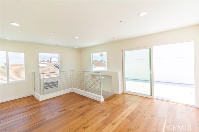 2602 Voorhees Avenue, Redondo Beach, California 90278, 4 Bedrooms Bedrooms, ,3 BathroomsBathrooms,Residential,Sold,Voorhees,SB17109811