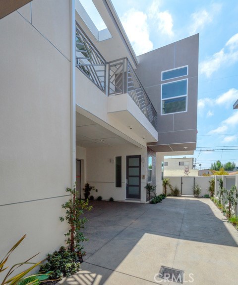 2520 Nelson Avenue, Redondo Beach, California 90278, 4 Bedrooms Bedrooms, ,3 BathroomsBathrooms,Residential,Sold,Nelson,PV17221643