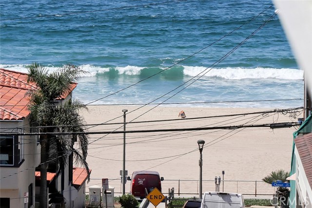 39th St., Pacific Ocean & The Strand.