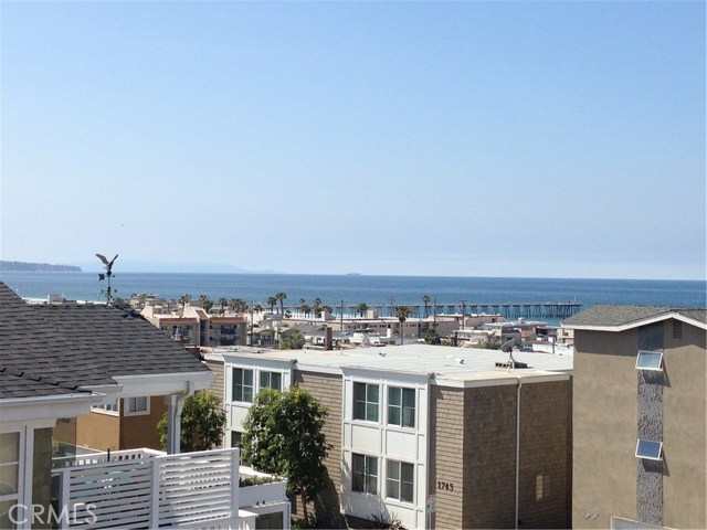 1820 Manhattan Avenue, Hermosa Beach, California 90254, 2 Bedrooms Bedrooms, ,2 BathroomsBathrooms,Residential,Sold,Manhattan,PW17126812