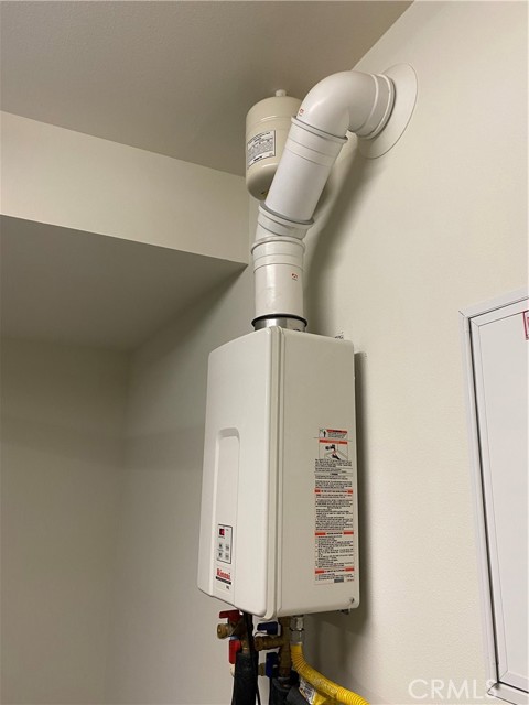 Tunkless water heater