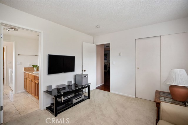 608 Faye Lane, Redondo Beach, California 90277, 4 Bedrooms Bedrooms, ,1 BathroomBathrooms,Residential,Sold,Faye,SB20214694