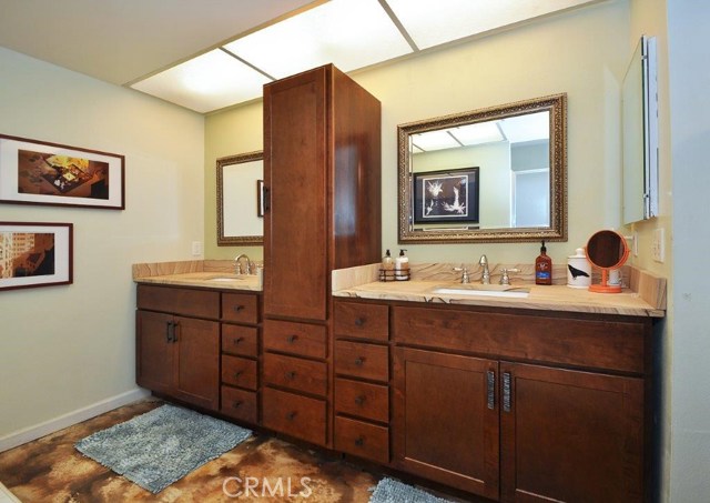 2 Sycamore Lane, Rolling Hills Estates, California 90274, 3 Bedrooms Bedrooms, ,3 BathroomsBathrooms,Residential,Sold,Sycamore,PV18221365