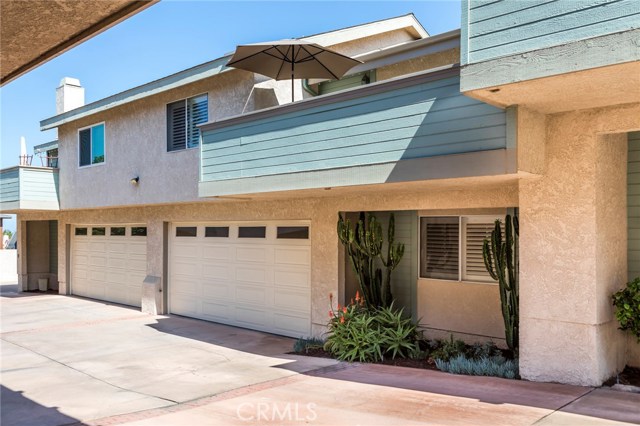 211 Helberta Avenue, Redondo Beach, California 90277, 2 Bedrooms Bedrooms, ,2 BathroomsBathrooms,Residential,Sold,Helberta,RS18145778