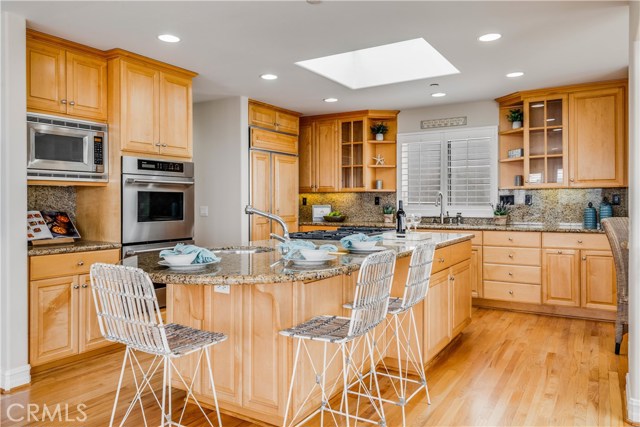 3020 Highland Avenue, Manhattan Beach, California 90266, 3 Bedrooms Bedrooms, ,4 BathroomsBathrooms,Residential,Sold,Highland,PV20123774