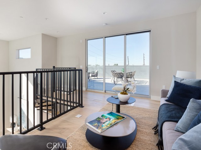 1920 Pacific Coast Highway, Redondo Beach, California 90277, 2 Bedrooms Bedrooms, ,2 BathroomsBathrooms,Residential,Sold,Pacific Coast Highway,SB21006104