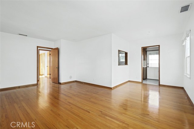 423 Avenue D, Redondo Beach, California 90277, 3 Bedrooms Bedrooms, ,1 BathroomBathrooms,Residential,Sold,Avenue D,SB20241282