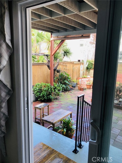 1215 20th Street, Hermosa Beach, California 90254, 4 Bedrooms Bedrooms, ,2 BathroomsBathrooms,Residential,Sold,20th,TR19013511