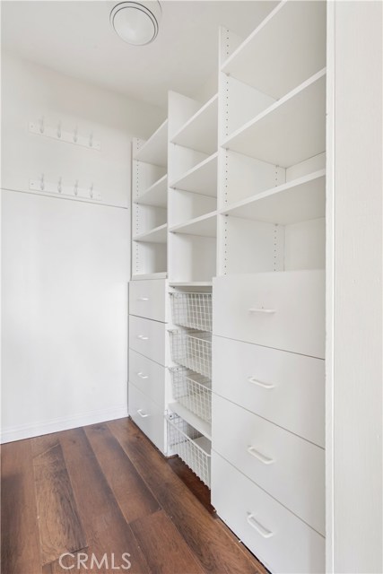 329 4th Street, Manhattan Beach, California 90266, 3 Bedrooms Bedrooms, ,2 BathroomsBathrooms,Residential,Sold,4th,SB20090773