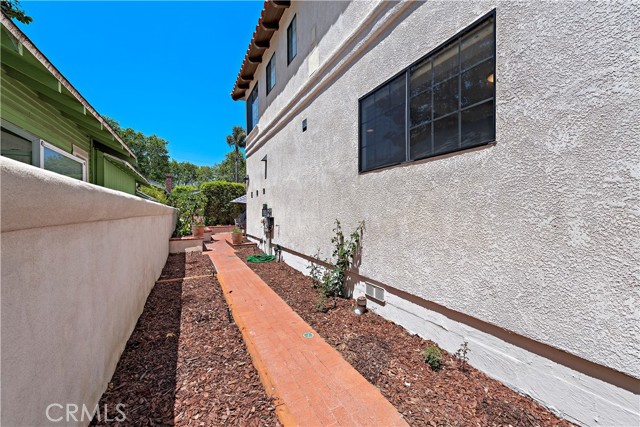 724 Vincent Street, Redondo Beach, California 90277, 4 Bedrooms Bedrooms, ,2 BathroomsBathrooms,Residential,Sold,Vincent Street,SB21031526