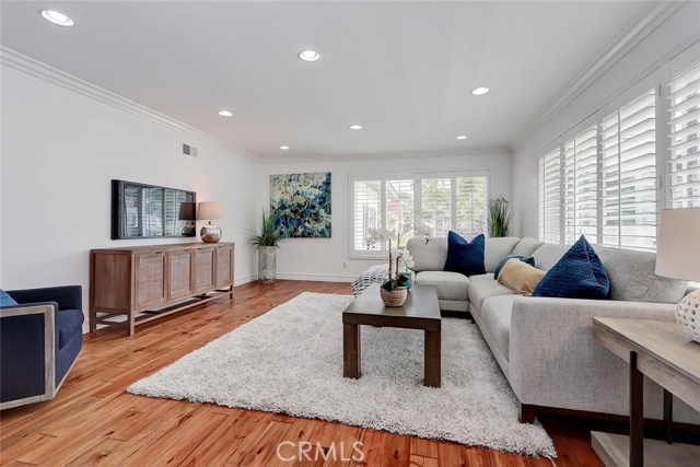 2913 Pacific Avenue, Manhattan Beach, California 90266, 3 Bedrooms Bedrooms, ,2 BathroomsBathrooms,Residential,Sold,Pacific,SB20150592