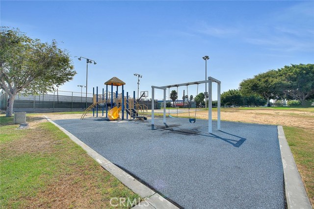 3 Bed Home for Sale in Compton, California