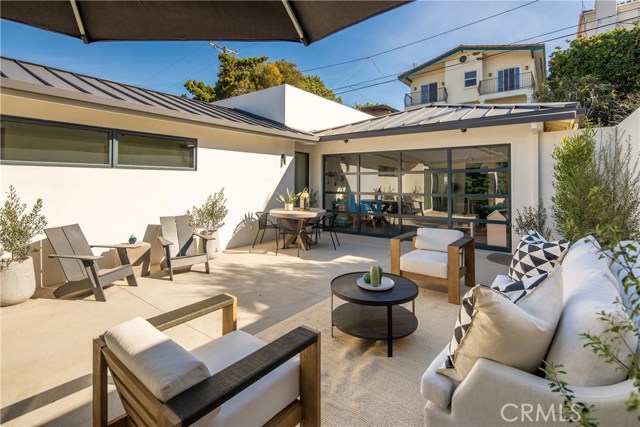 3528 Poinsettia Avenue, Manhattan Beach, California 90266, 3 Bedrooms Bedrooms, ,2 BathroomsBathrooms,Residential,Sold,Poinsettia,SB18281926