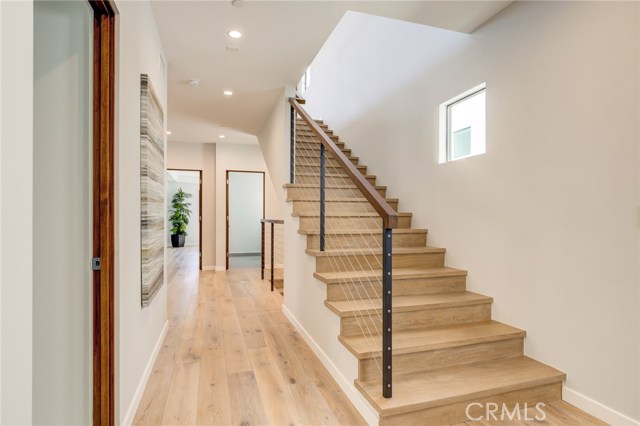 1511 Golden Avenue, Hermosa Beach, California 90254, 5 Bedrooms Bedrooms, ,2 BathroomsBathrooms,Residential,Sold,Golden,SB19224666