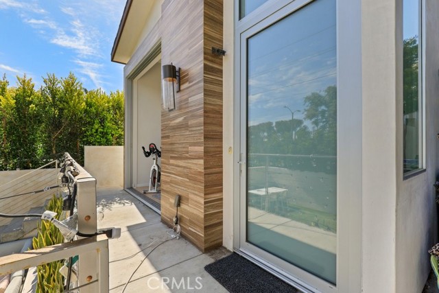 720 Rosecrans Avenue, Manhattan Beach, California 90266, 4 Bedrooms Bedrooms, ,3 BathroomsBathrooms,Residential,Sold,Rosecrans,PW21110961