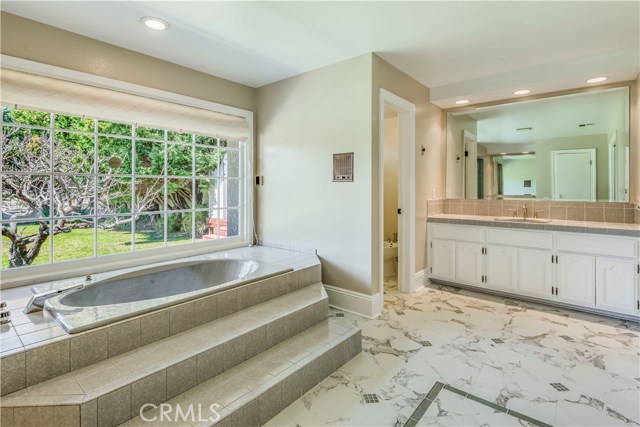 6005 Ocean Terrace Drive, Rancho Palos Verdes, California 90275, 5 Bedrooms Bedrooms, ,5 BathroomsBathrooms,Residential,Sold,Ocean Terrace,PV18069910