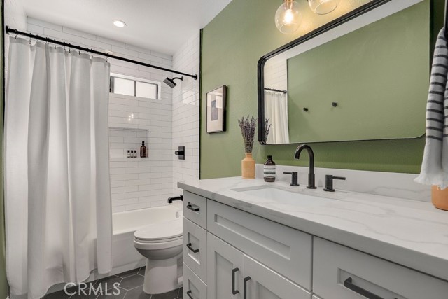 1924 Mathews Avenue, Redondo Beach, California 90278, 3 Bedrooms Bedrooms, ,2 BathroomsBathrooms,Residential,Sold,Mathews,SB21069935