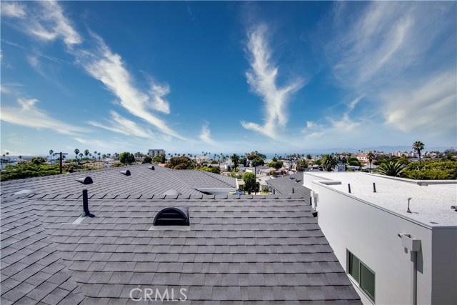 408 Francisca Avenue, Redondo Beach, California 90277, 5 Bedrooms Bedrooms, ,5 BathroomsBathrooms,Residential,Sold,Francisca,SB20169489