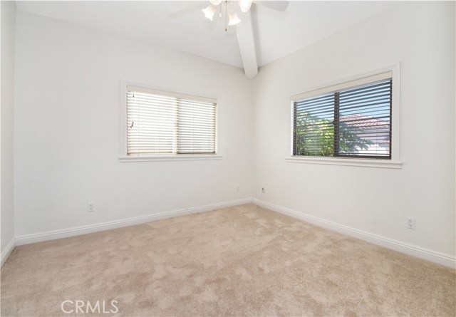bedroom 4... all bedrooms have built in ceiling fans