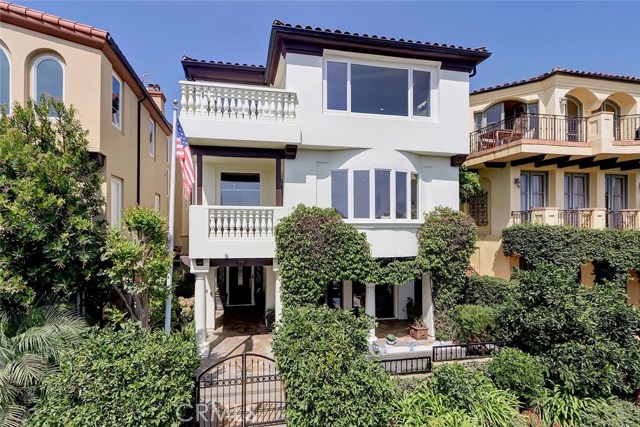 449 26th Street, Manhattan Beach, California 90266, 5 Bedrooms Bedrooms, ,4 BathroomsBathrooms,Residential,Sold,26th,SB20164574