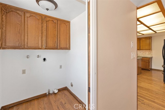 Laundry room off kitchen