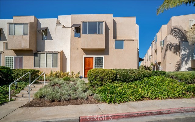 501 Herondo Street, Hermosa Beach, California 90254, 2 Bedrooms Bedrooms, ,1 BathroomBathrooms,Residential,Sold,Herondo,SB19249548